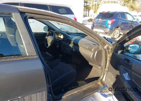 2005 Dodge Stratus Sxt z USA, uszkodzony, nr VIN 1B3EL46J05N689666